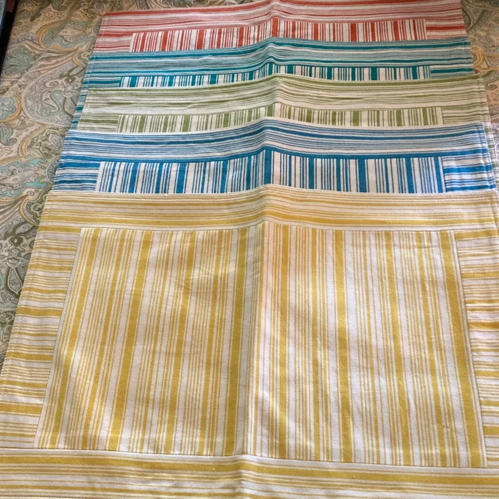 NWOT Williams-Sonoma Striped Cotton placemats (5) w/front border.